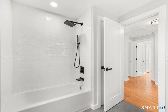 202 Hogan Road, Hamden, CT 06518