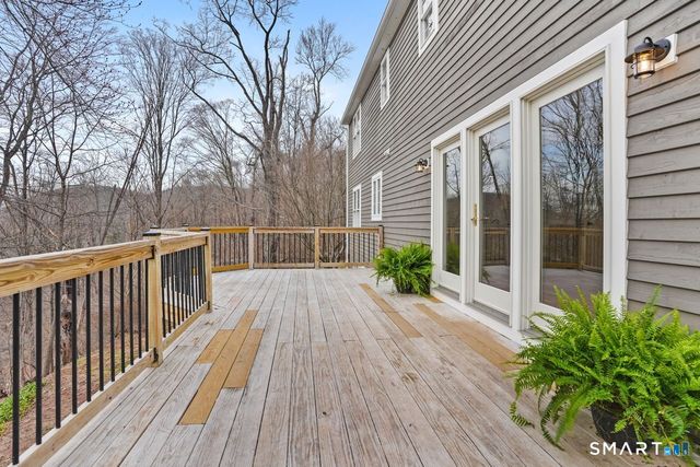 202 Hogan Road, Hamden, CT 06518