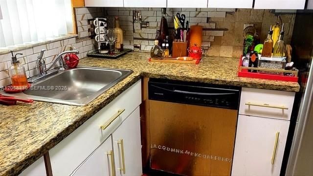 6260 Kimberly Boulevard, North Lauderdale, FL 33068