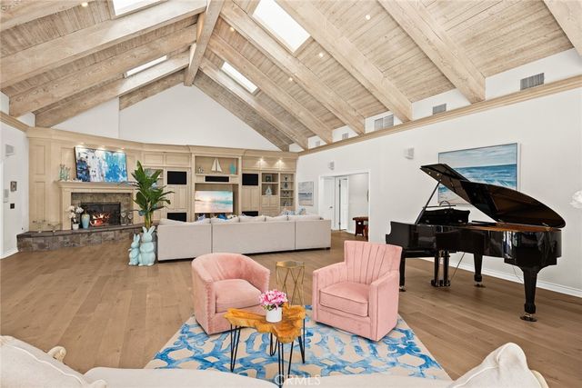 1531 Rodeo Road, Arcadia, CA 91006