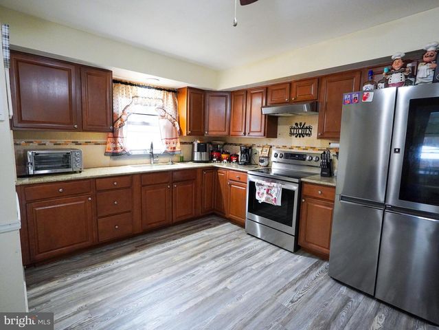 72 OBERLIN RD, Pennsville, NJ 08070
