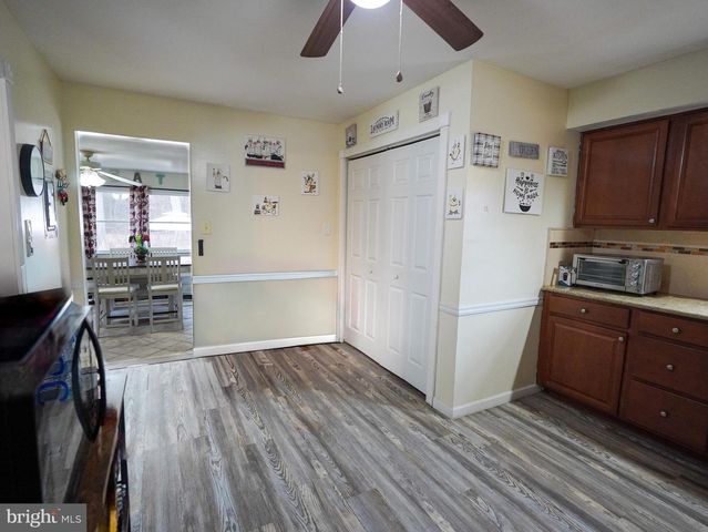 72 OBERLIN RD, Pennsville, NJ 08070