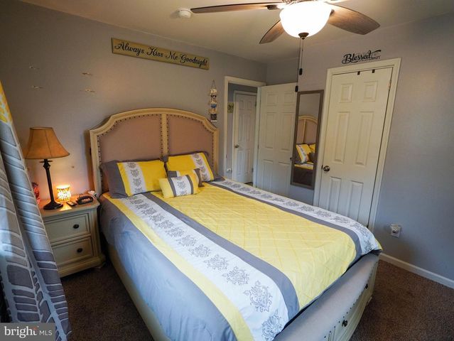 72 OBERLIN RD, Pennsville, NJ 08070