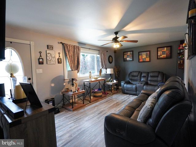 72 OBERLIN RD, Pennsville, NJ 08070