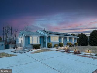 72 OBERLIN RD, Pennsville, NJ 08070