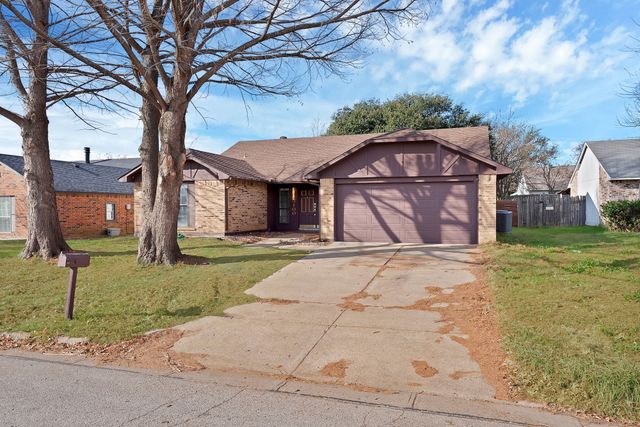 3100 Wintersmith Drive, Arlington, TX 76014
