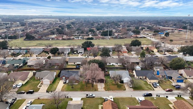 3100 Wintersmith Drive, Arlington, TX 76014