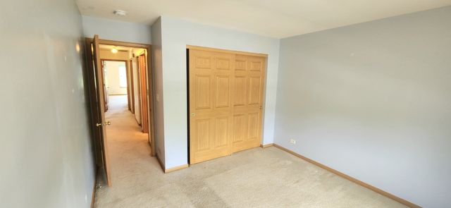 2435 Golf Ridge Circle 2435, Naperville, IL 60563