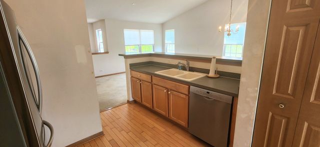 2435 Golf Ridge Circle 2435, Naperville, IL 60563
