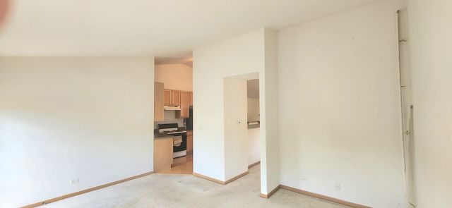 2435 Golf Ridge Circle 2435, Naperville, IL 60563