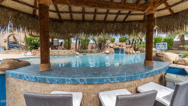 602 W RIDGECREST Road, Phoenix, AZ 85086