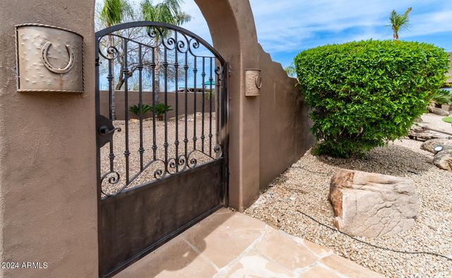 602 W RIDGECREST Road, Phoenix, AZ 85086