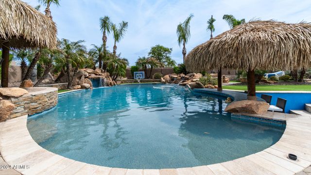 602 W RIDGECREST Road, Phoenix, AZ 85086