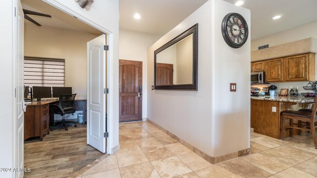 602 W RIDGECREST Road, Phoenix, AZ 85086