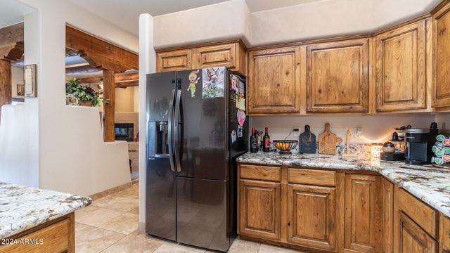 602 W RIDGECREST Road, Phoenix, AZ 85086