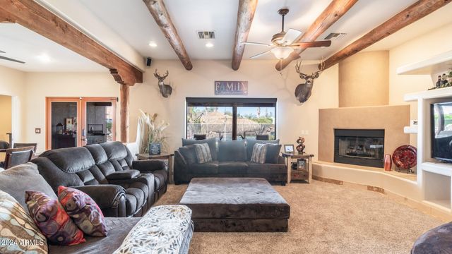 602 W RIDGECREST Road, Phoenix, AZ 85086