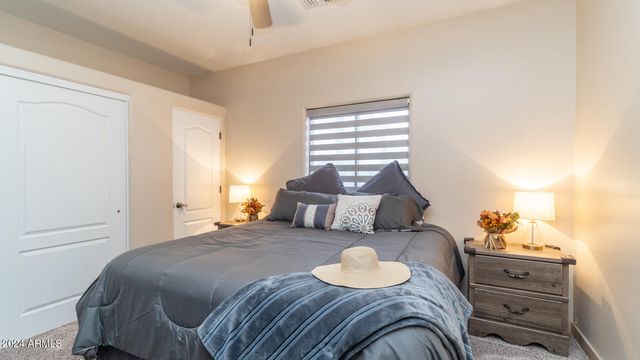 602 W RIDGECREST Road, Phoenix, AZ 85086