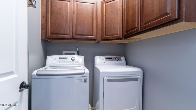 602 W RIDGECREST Road, Phoenix, AZ 85086