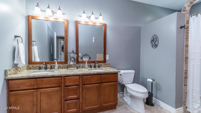 602 W RIDGECREST Road, Phoenix, AZ 85086