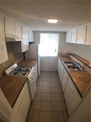 2610 Salado ST 211, Austin, TX 78705