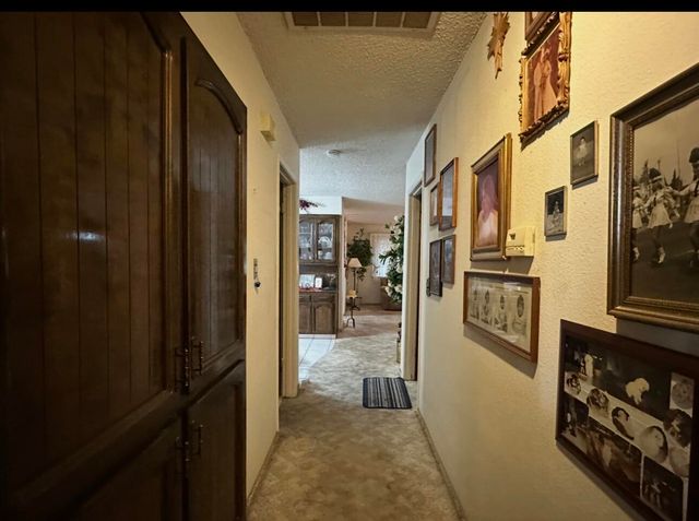 809 Pioneer Avenue, Porterville, CA 93257