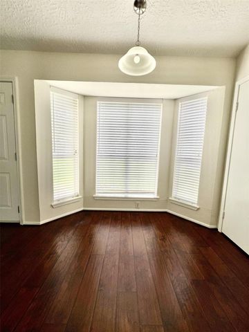 2530 Knoxville Drive, League City, TX 77573