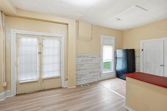 511 E Temple Street, Washington Court House, OH 43160