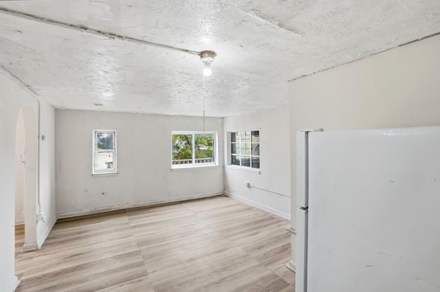 511 E Temple Street, Washington Court House, OH 43160