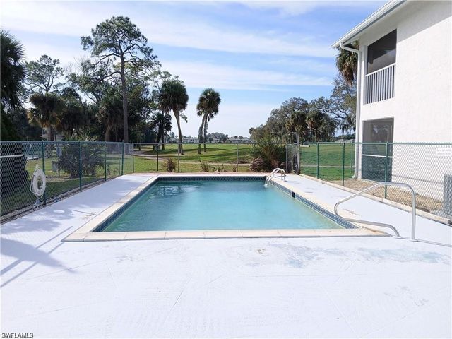 2231 5th ST 106, Lehigh Acres, FL 33936