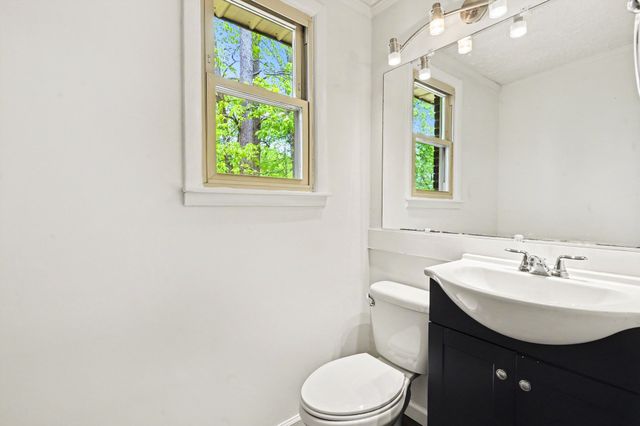 502 Maplewood Dr, Greenbrier, TN 37073