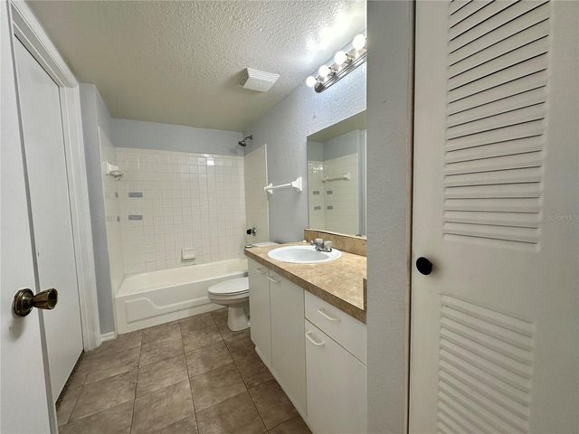 1610 COLUMBIA ARMS CIRCLE 131, Kissimmee, FL 34741