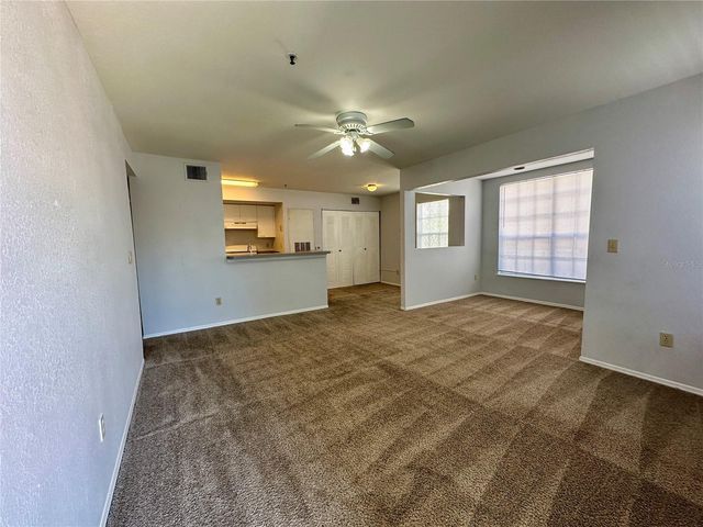 1610 COLUMBIA ARMS CIRCLE 131, Kissimmee, FL 34741