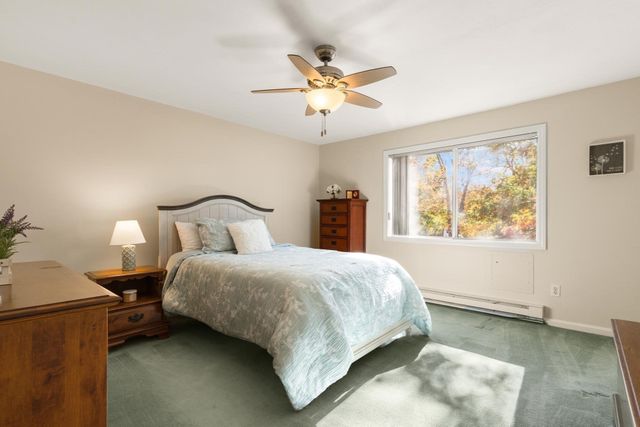 244 18th St 3, Dracut, MA 01826