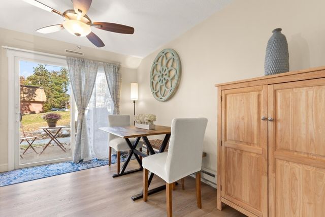 244 18th St 3, Dracut, MA 01826