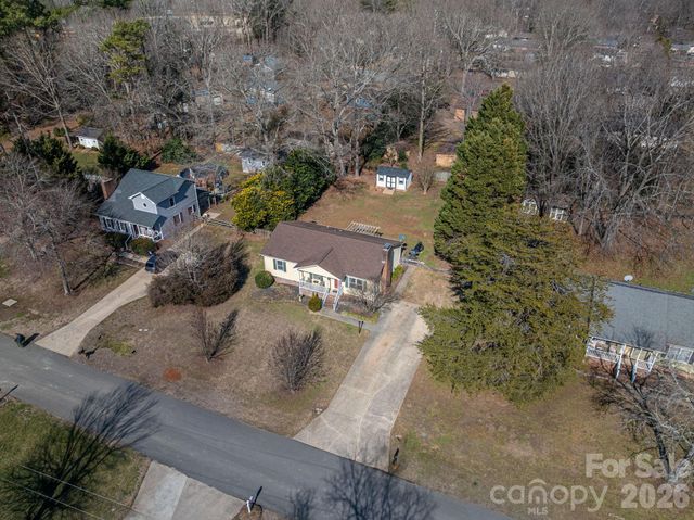 2326 Firmin Court, Gastonia, NC 28056