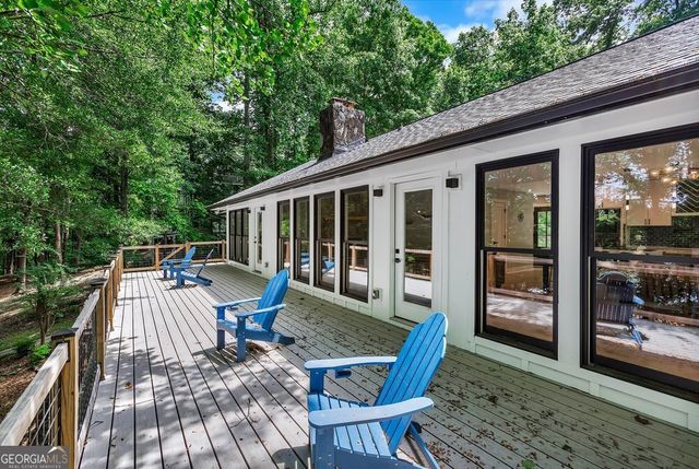 250 Harbor Heights Circle, Lavonia, GA 30553