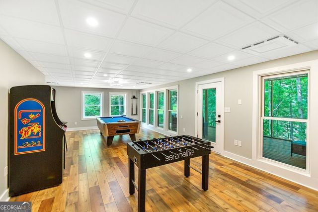 250 Harbor Heights Circle, Lavonia, GA 30553