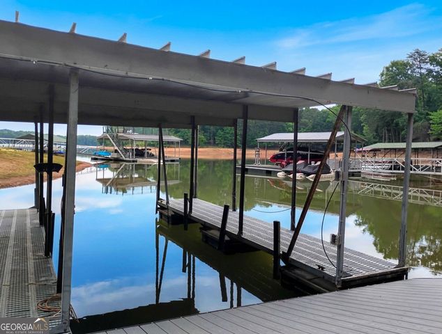 250 Harbor Heights Circle, Lavonia, GA 30553
