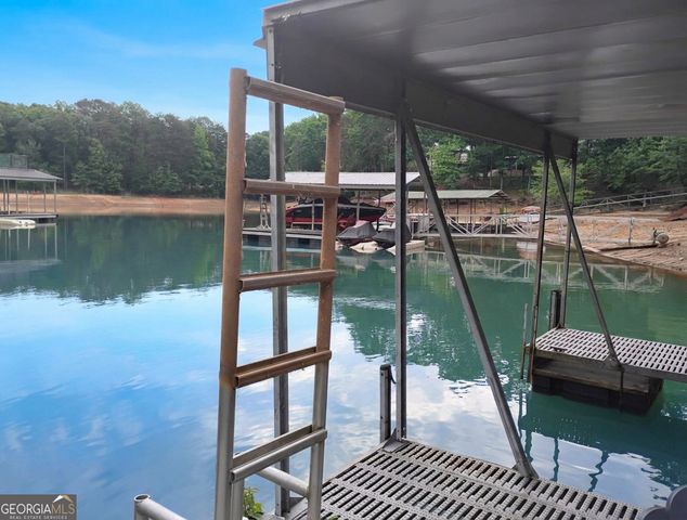 250 Harbor Heights Circle, Lavonia, GA 30553