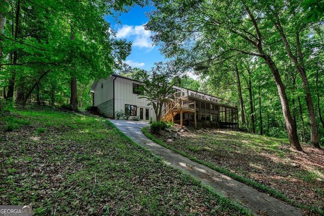 250 Harbor Heights Circle, Lavonia, GA 30553