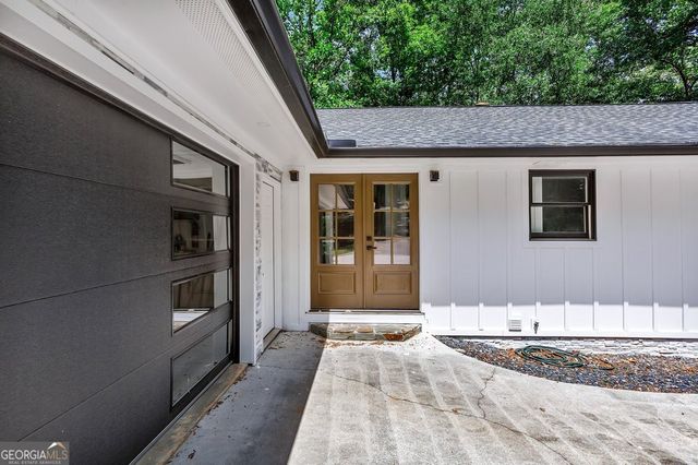 250 Harbor Heights Circle, Lavonia, GA 30553