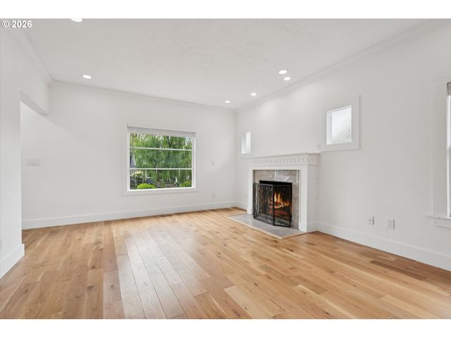 3137 Ne 70TH Ave, Portland, OR 97213