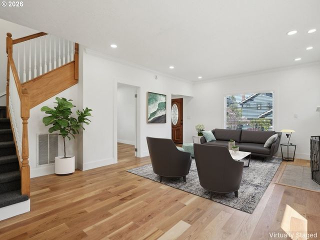 3137 Ne 70TH Ave, Portland, OR 97213