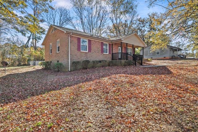 140 Golightly Street, Inman, SC 29349