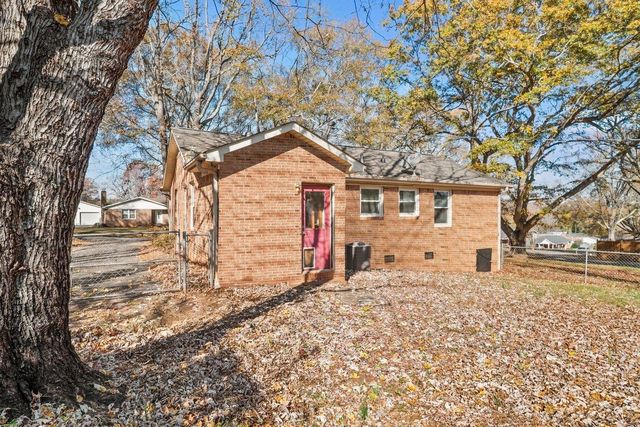 140 Golightly Street, Inman, SC 29349