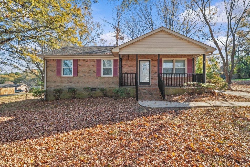 140 Golightly Street, Inman, SC 29349