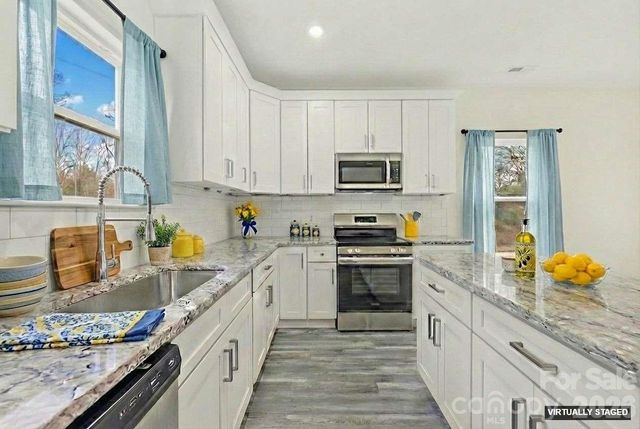 914 Wilmington Avenue, Statesville, NC 28677