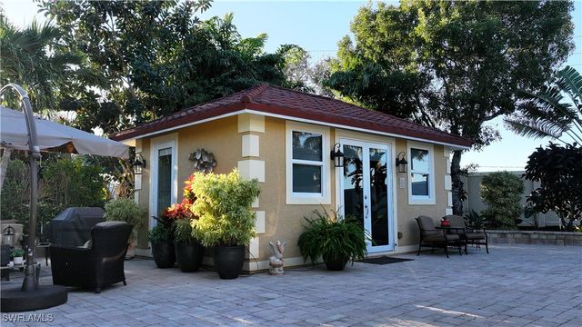 4620 Southern Breeze DR, Naples, FL 34114