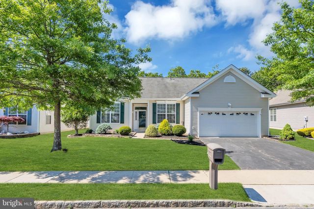 15 LILY POND LANE, Barnegat, NJ 08005