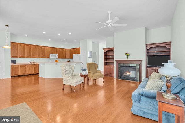 15 LILY POND LANE, Barnegat, NJ 08005